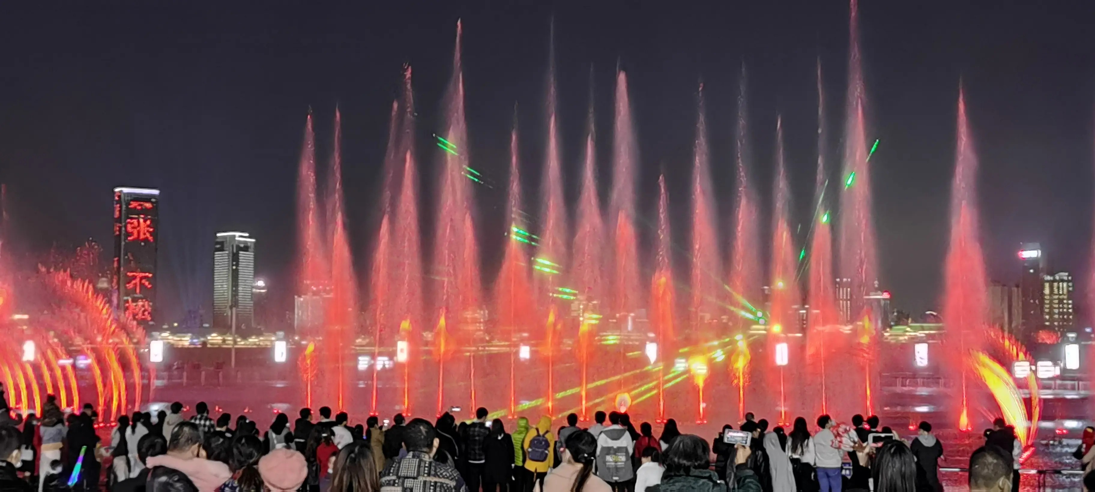 秋水广场音乐喷泉